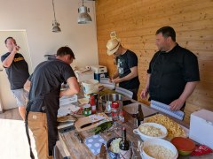 20260704_103050_Gulasch-Pendence-Day_mit_Gallbrunner_zuhause_hg3.jpg