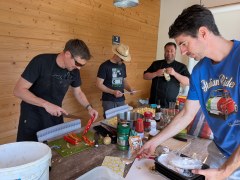 20260704_105122_Gulasch-Pendence-Day_mit_Gallbrunner_zuhause_hg3.jpg