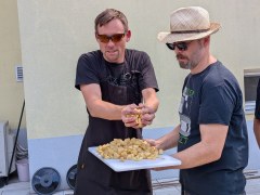 20260704_111008_Gulasch-Pendence-Day_mit_Gallbrunner_zuhause_hg3.jpg