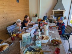 20260704_141908_Gulasch-Pendence-Day_mit_Gallbrunner_zuhause_hg3.jpg